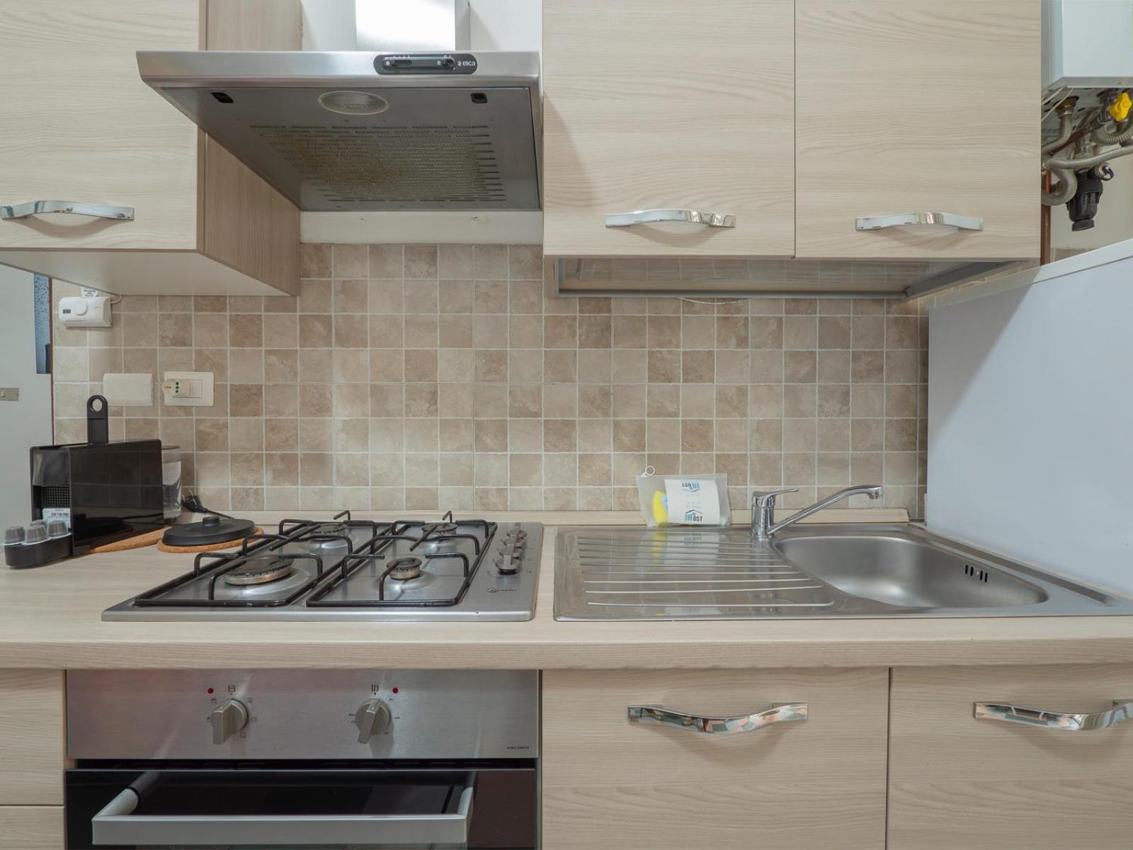 New Apartment In Downtown Close To Duomo Милано Екстериор снимка
