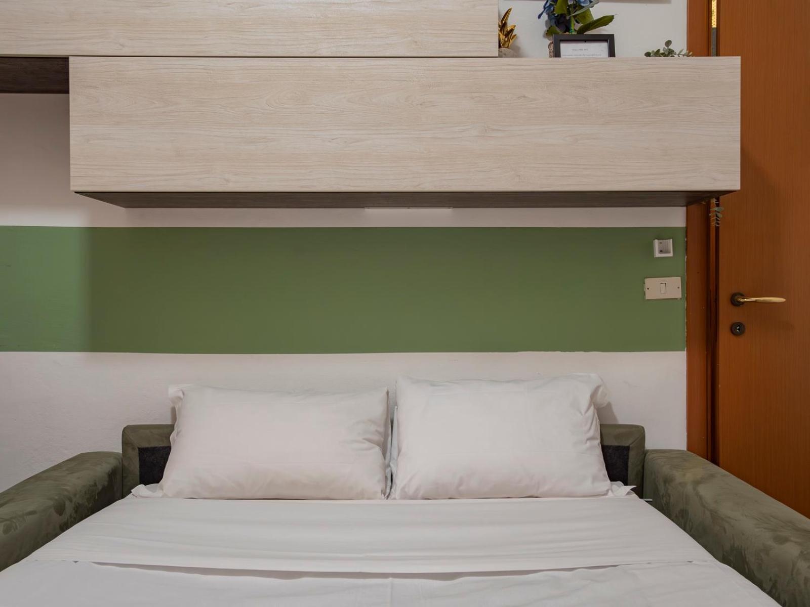 New Apartment In Downtown Close To Duomo Милано Екстериор снимка