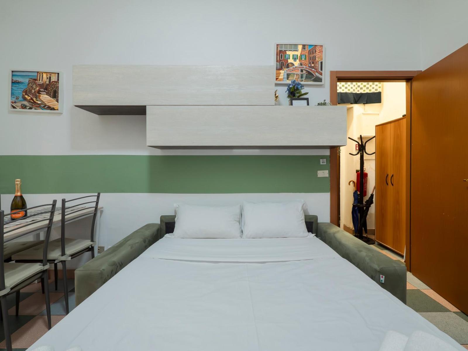 New Apartment In Downtown Close To Duomo Милано Екстериор снимка